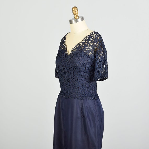 Large 1950s Navy Blue Lace Taffeta Cocktail Dress… - image 7