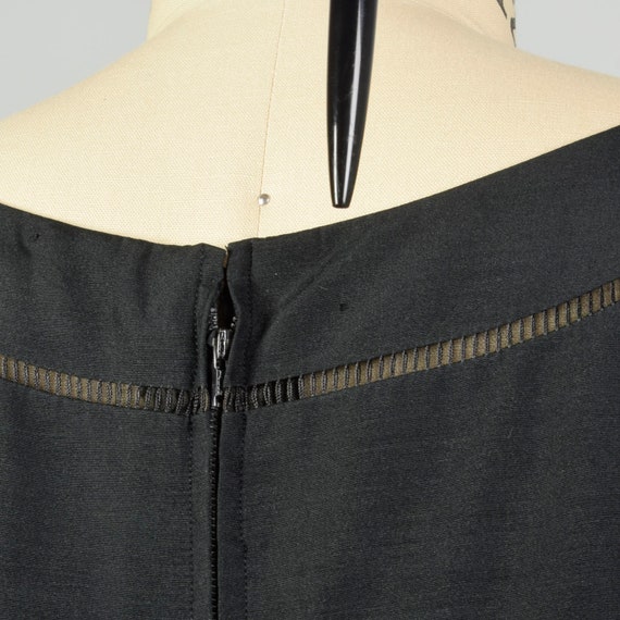 Large 1950s Bonwit Teller Black Dress with Neck D… - image 10