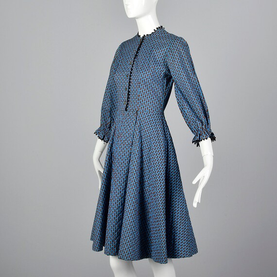 XS 1950s Quilted Blue Cotton Dress Casual Vintage… - image 3