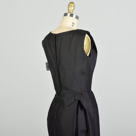 XS 1950s Sleeveless Black LBD Wrap Skirt Cocktail… - image 7