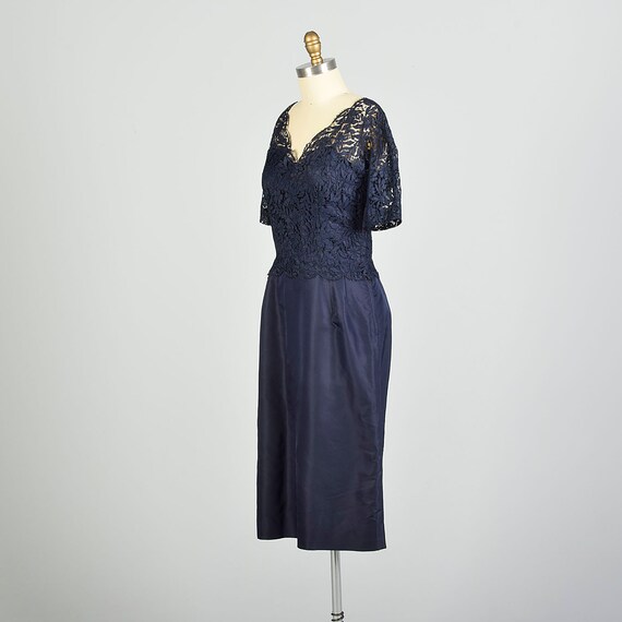 Large 1950s Navy Blue Lace Taffeta Cocktail Dress… - image 4