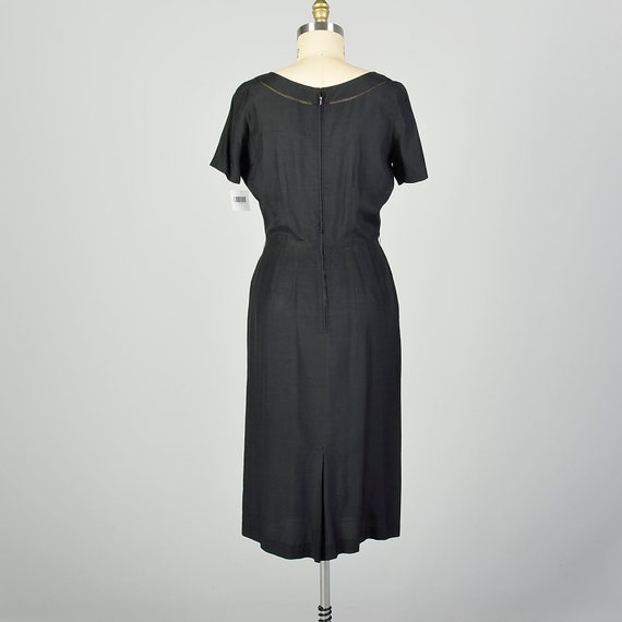 Large 1950s Bonwit Teller Black Dress with Neck D… - image 8