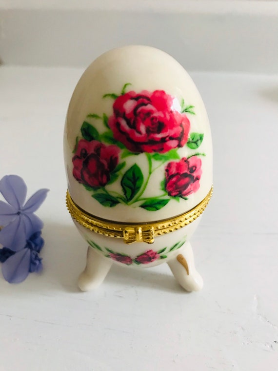 Vintage Egg Trinket Box Gem