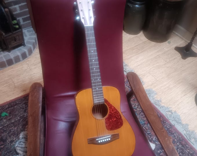 Yamaha F/G Junior 3/4 Size Acoustic Guitar Great Trainer Nice Shape