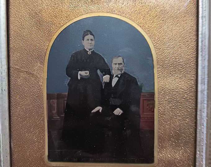New York Couple 1880s  Tintype in Original Silvered Frame and Gold Matte