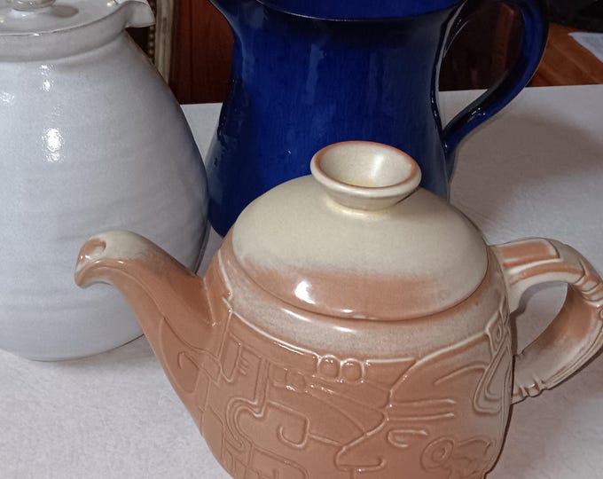 Frankoma Mayan Aztec teapot in Desert Gold model 7T mint