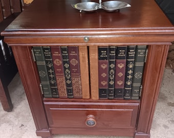 Vintage Pulaski Furniture Faux Leather Book End Table with Brass Tray