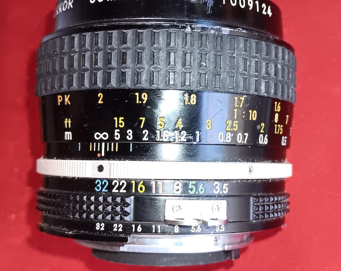 Nikon Macro Lens Nikkor Micro-Mini 55mm 1:3.5 1970s high quality pre-digital lens