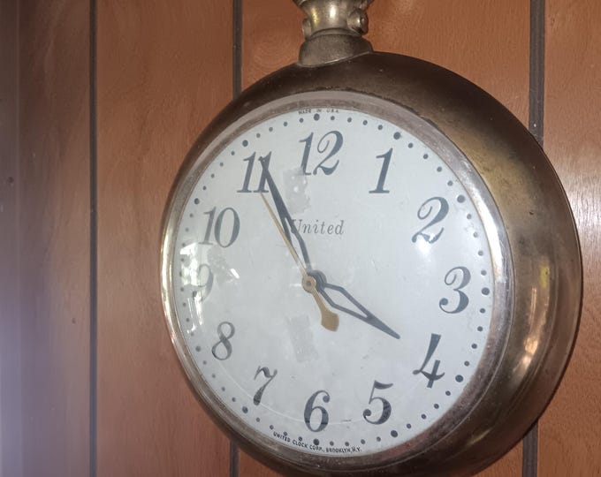 Vintage United Wall Clock Pocket Watch Style 8 inches runs great