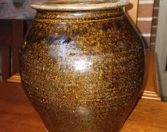 Catawba Valley Alkaline Glazed Round Crock One Gallon early 20th Century