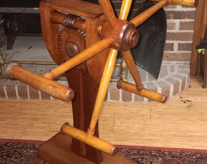 Antique Spinning Wheel Popping Weasel Spinning Jenny 19th Century NC/VA Works Great