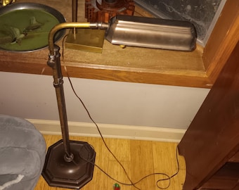 Vintage Brass Floor Lamp Adjustable Height Swing Arm 1960s Classic mid-century-modern 36 to 54 inches