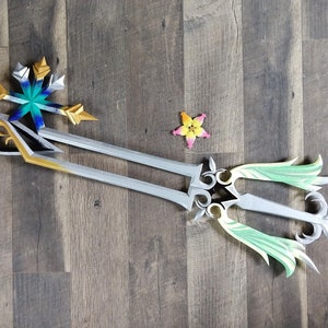 3d Printed Oathkeeper Keyblade Kit / Kingdom Hearts  / Sora cosplay / Kingdome hearts cosplay / Roxas cosplay / 3d printed / comic con