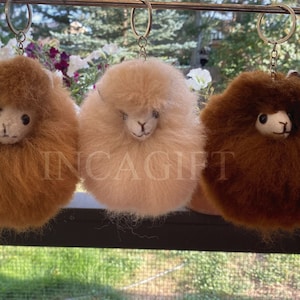 Alpaca fur PomPom Keychain ethnic decoration gift bag accessories, Andean Collectible Handcrafted Miniature Figurine