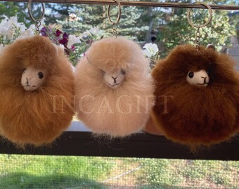 Alpaca fur PomPom Keychain ethnic decoration gift bag accessories, Andean Collectible Handcrafted Miniature Figurine