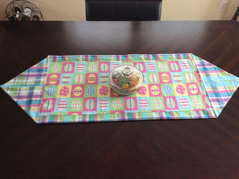 Custom Table Runner