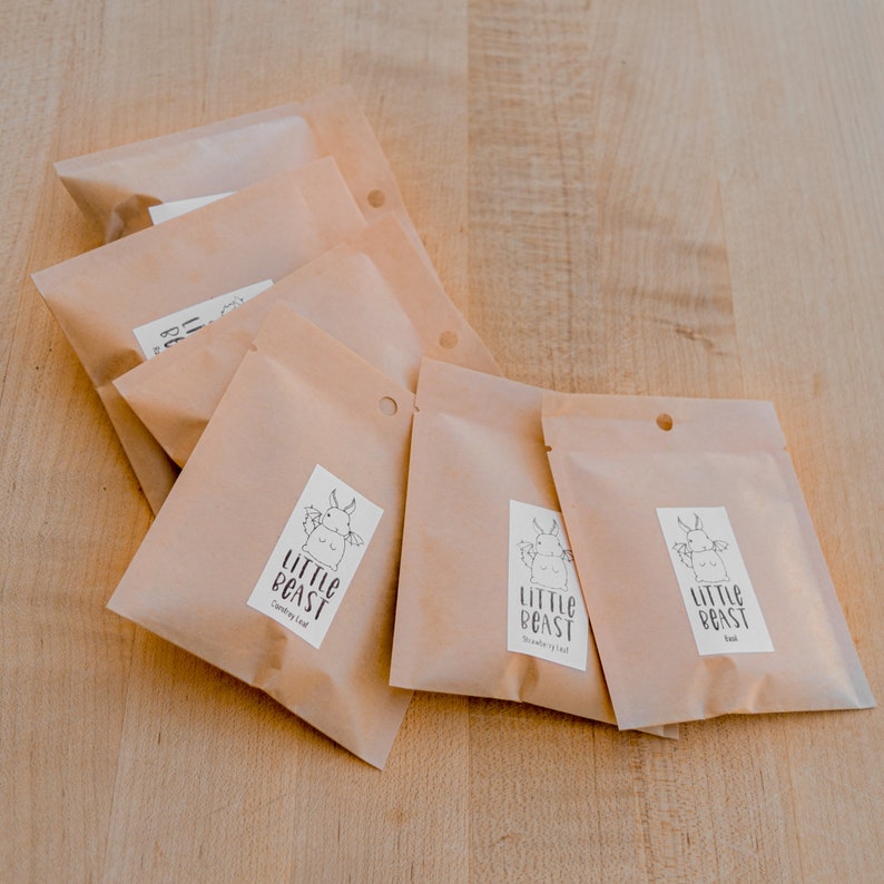 6 Dried herbs in Kraft bags