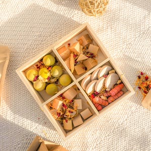 Charcuterie Foraging Tray Slow Feeder for Bunnies, Guinea Pigs, Hamsters