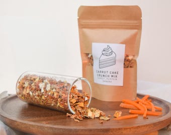 Carrot Cake Crunch Mix - Rabbit Foraging Herb & Oat Mix for Small Pets, Guinea Pigs, and Bunnies