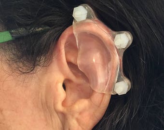 Ear compression clip on sale