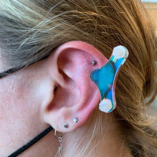 Ear Keloid Compression Plastic Discs - Plastic disc earring for post-op keloid treatment (model 'bikini')