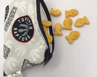 Toronto Raptors Reusable Sandwich Bag, Reusable Lunch Bag, Reusable Snack Bag, Reusable Food Bag, Lunch Pouch, Lunch Bag, Snack Holder, NBA