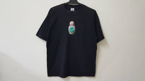 Vintage MUSEUM OF COMMUNISM Prague T Shirt Matryoshka Nesting Doll