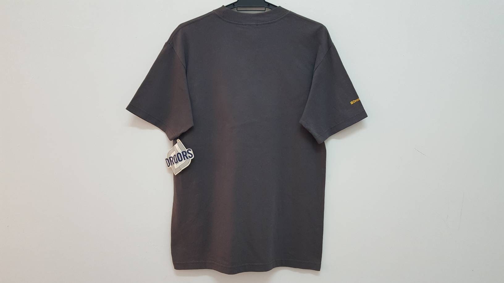 ヴィンテージ　Droors Tシャツ　グレー　スケート DROORS】90s USA製 ロゴ Tee 袖シングル オールドスケート - メルカリ
