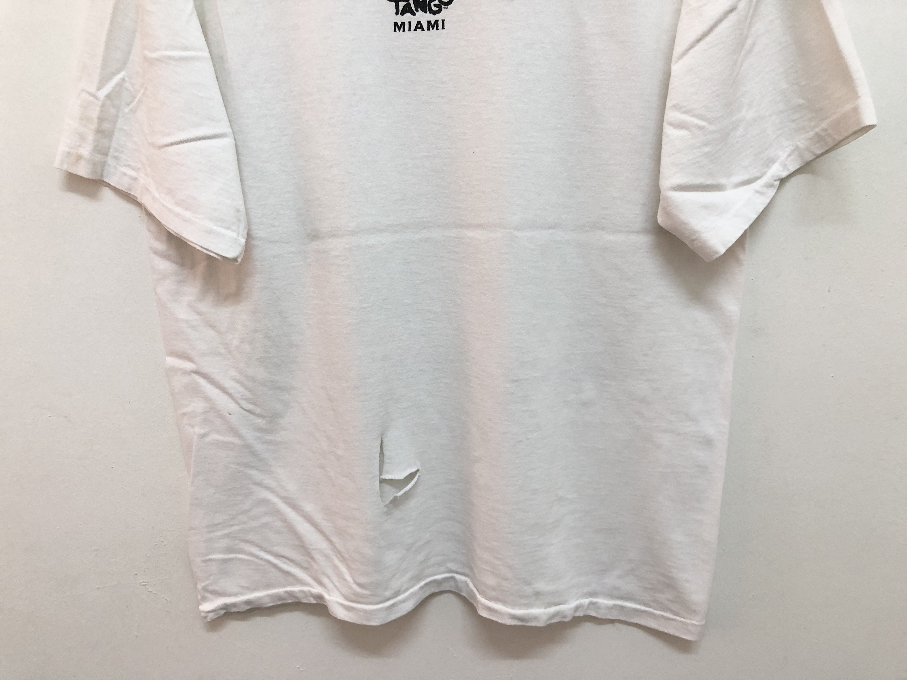 Vintage 90s Iam DE LA VEGA Art Tee Cafe Tu Tu Tango Promo Tee 