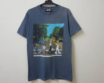 Vintage 90s 1997 LOONEY TUNES the Beatles Abbey Road Parody T