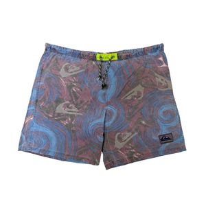 Vintage 80er/90er Jahre QUIKSILVER Surf-Strandshorts, cooles Marmor-Wirbel-Psychedelic-Kunstmuster, grafisches Boardshort im alten Surf-Skate-Stil, selten