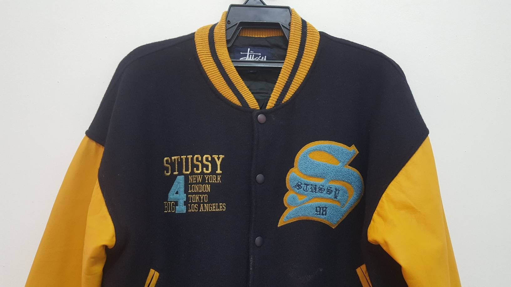 Vintage 90s 1997/1998 STUSSY Big 4 New York London Tokyo Los Vintage 90s 1997/1998 STUSSY Big 4 New York London Tokyo Los