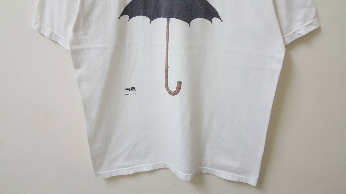 90sカナダ製ヴィンテージ　ルネマグリッド　アートTシャツ　これはリンゴではない 90sカナダ製ヴィンテージ ルネマグリッド アートTシャツ これは