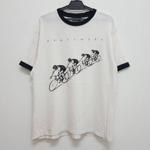 vintage KRAFTWERK tour de france bande originale ringer band tee électronique synth pop avantgarde art style pop tee rare