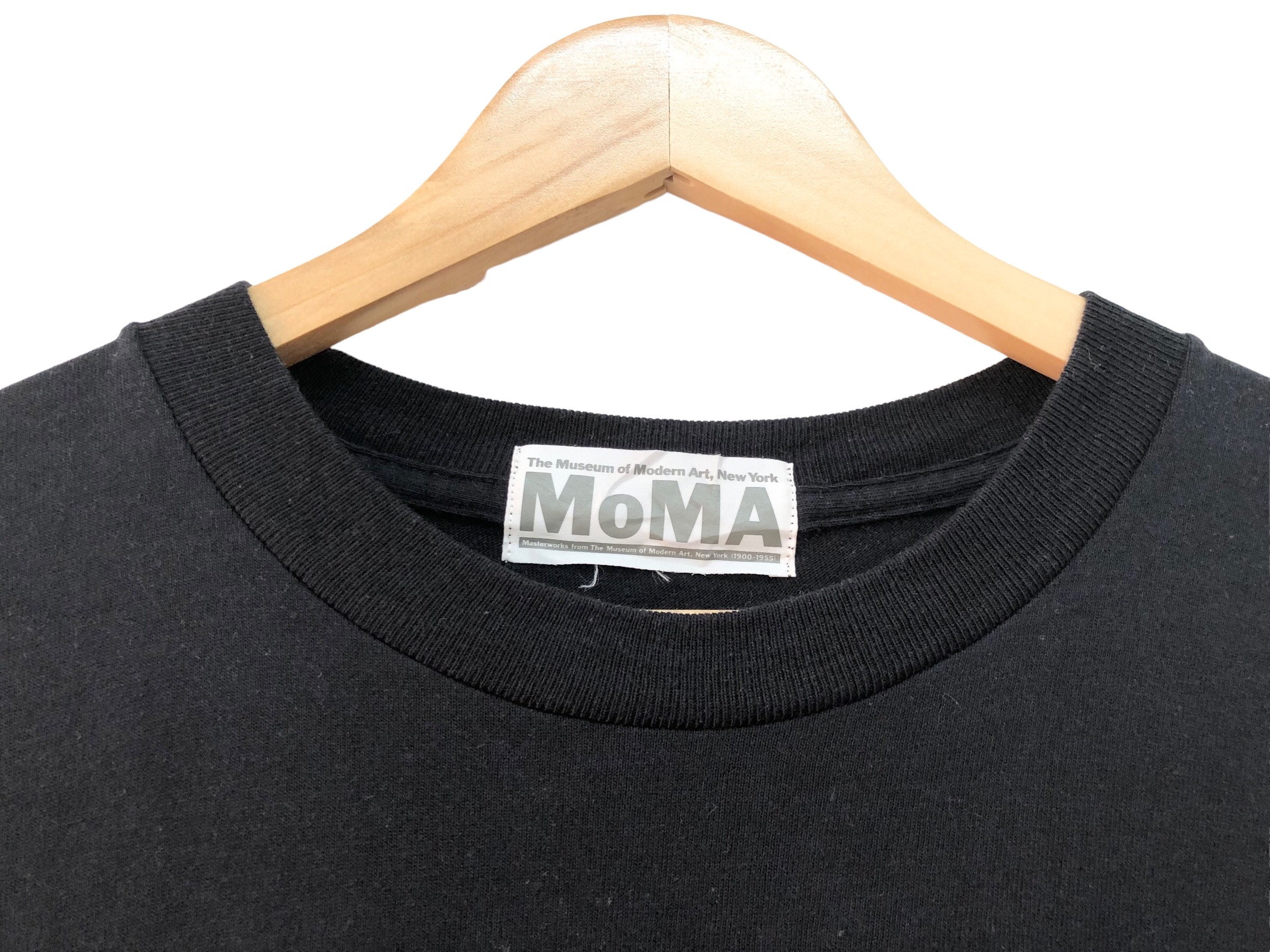 VINTAGE 90’S MOMA TEE SIZE L MADE IN USA