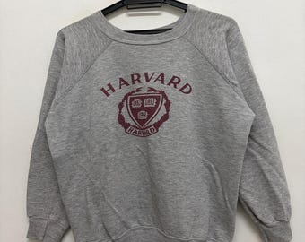 Vintage 80-tals sweatshirt med Harvard-logotyp från CHAMPION, tillverkad i USA