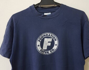 ビンテージ Foundation skateboards Tシャツ Tシャツ Vintage 90s Foundation Skateboards Punk Shirt Size L XL