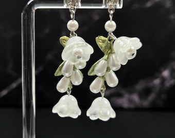 Snowdrop Earring Set
