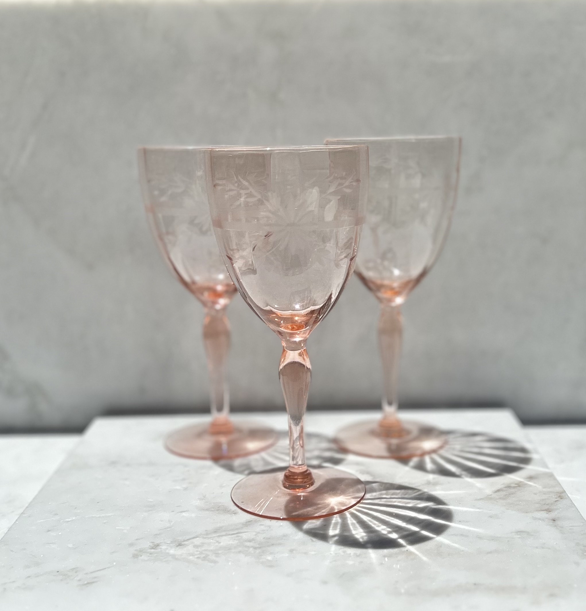Stemless Acrylic Wine Glass Set of Four with Glitter Infusion