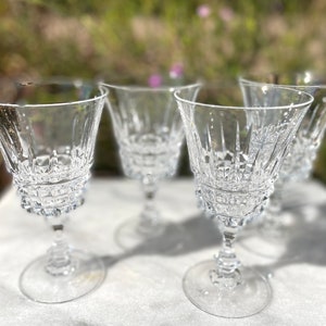Vintage Small Wine Glass - Sunburst pattern - Set of 4