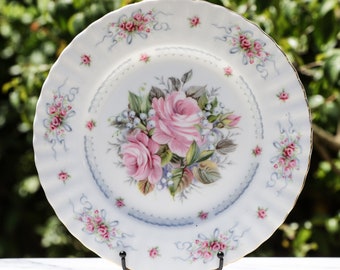 Royal Albert "Happy Birthday" Plate - 8.5" inches - Rose - made in England