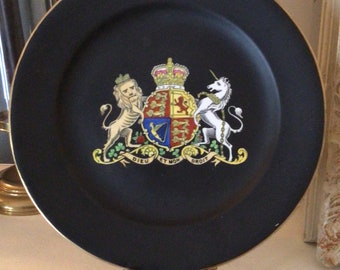 Adams Etruscan Ware Dieu et Mon Droit Plate Motto of British Monarch