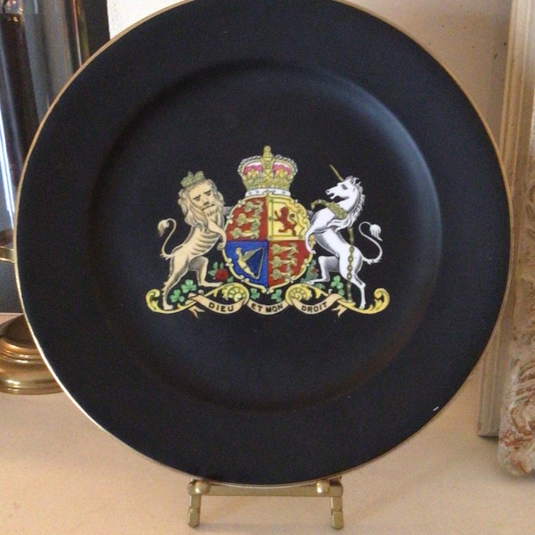 Adams Etruscan Ware Dieu et Mon Droit Plate Motto of British Monarch