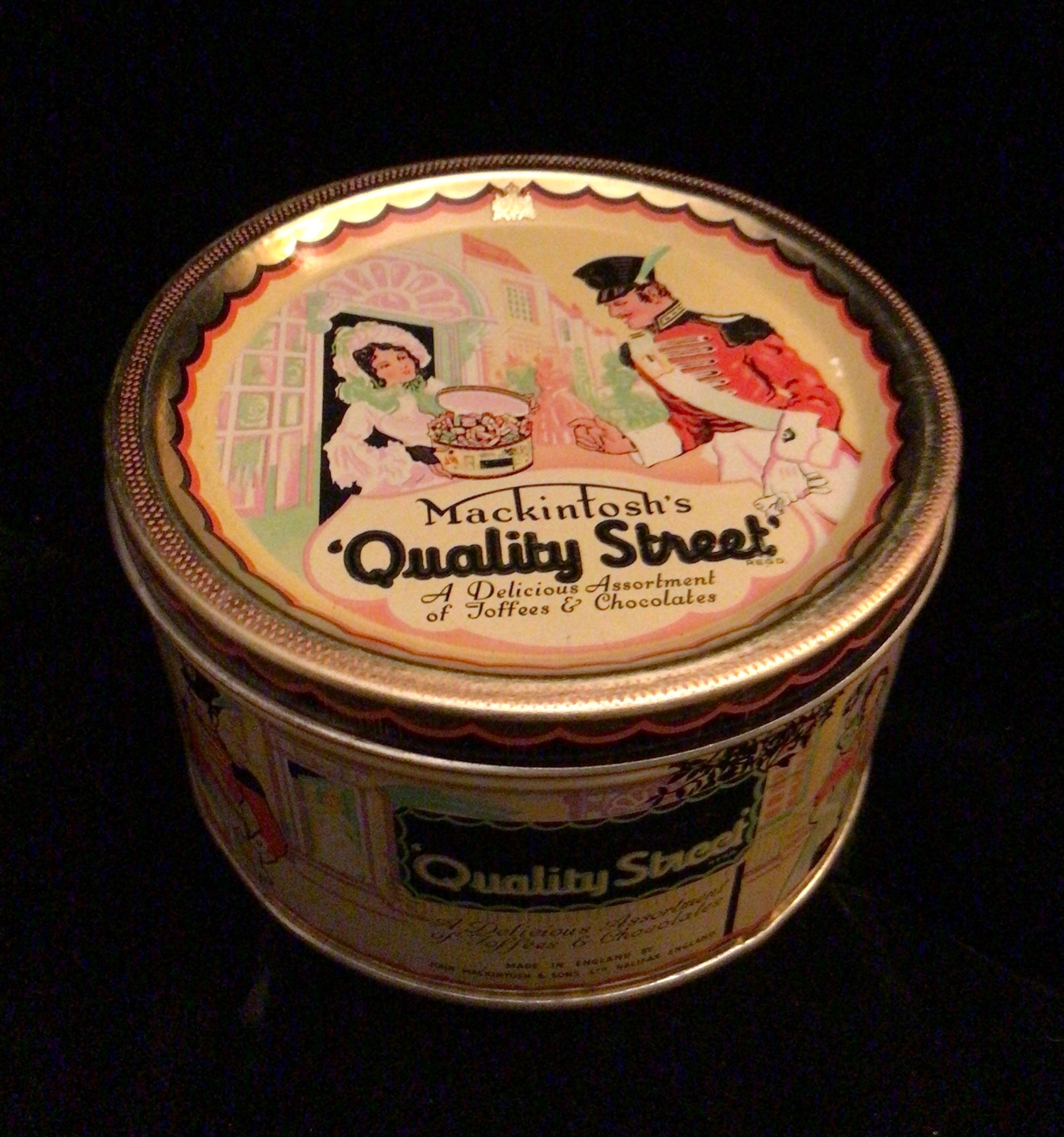 Quality Street Original Metal Box Boîte Métallique 480g 