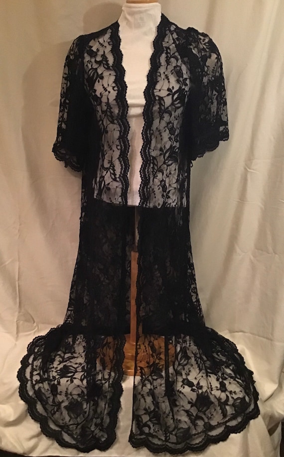 Black Lace Miss Elaine Peignoir Robe Duster