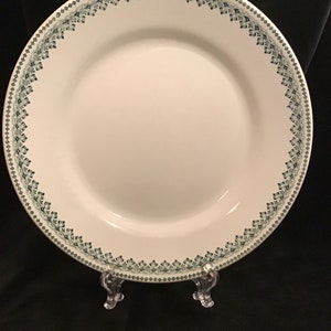 Maddock & Sons Royal Vitreous Vitrified Chusan Plate