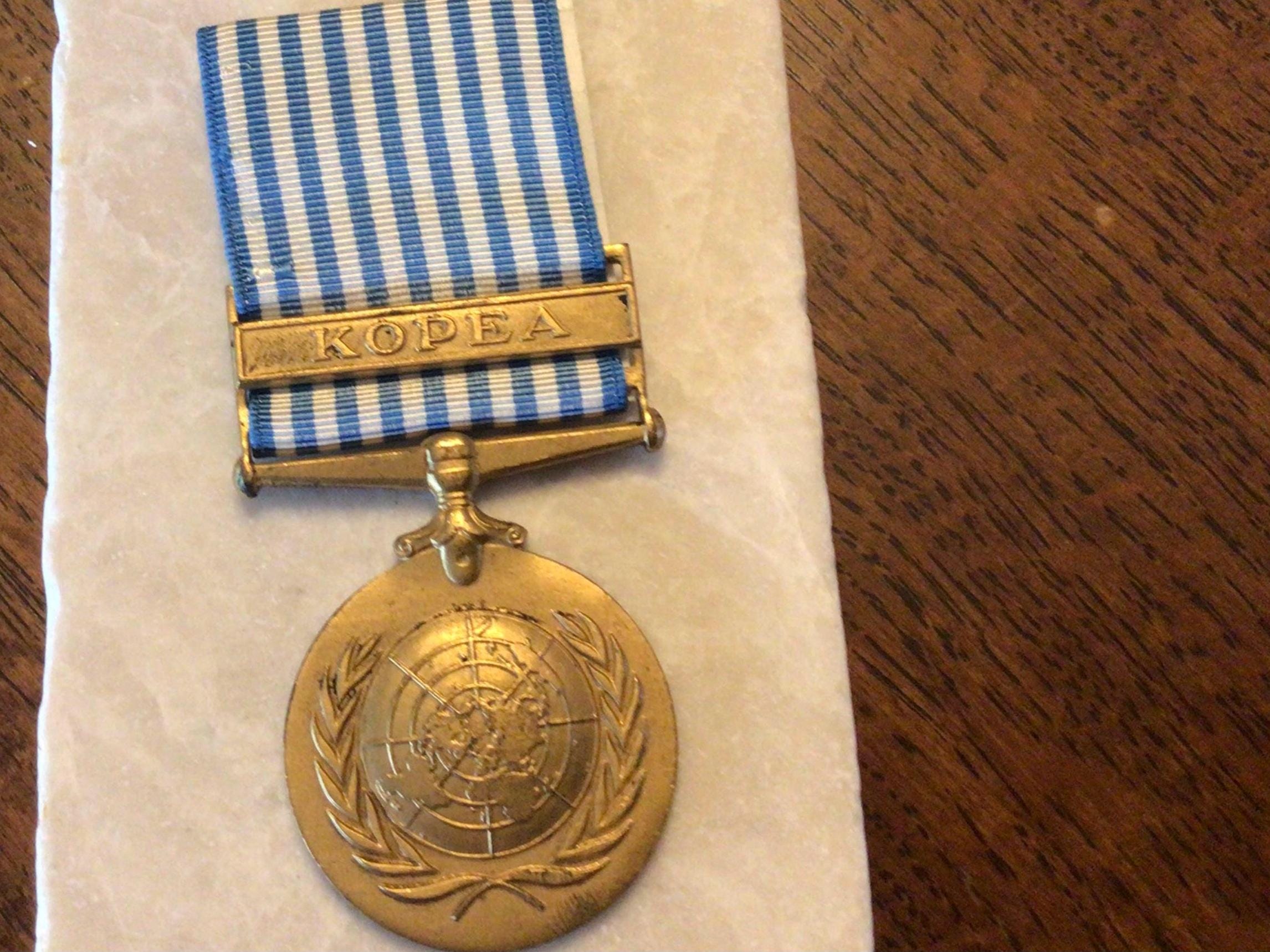 韓国 勲章 記念メダル 当時物 Korean war medal - Etsy 日本