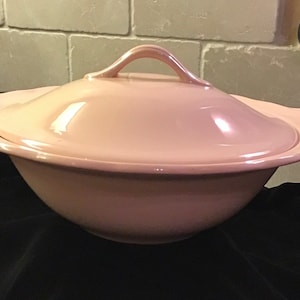 Grindley Peach Petal Pink Covered Serving Bowl