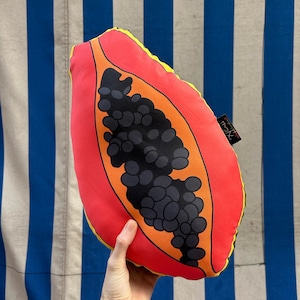Shaped pillows - FRUITS