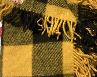 Onkaparinga Black/Yellow Checked Woollen Blanket - 145 CM X 145 CM